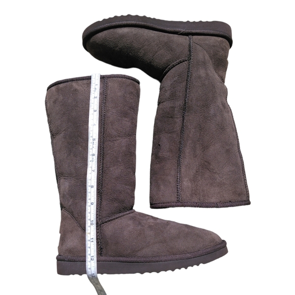 Ugg Australia Size 7 Classic Tall Brown Leather Suede Pull On Boots - Picture 8 of 15